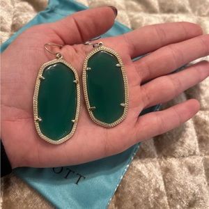Kendra Scott Danielle Earrings Emerald Green